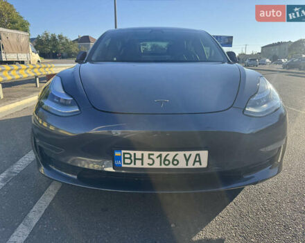 Тесла Модель 3 2020 в Одессе на Automoto.ua Серый Тесла Модель 3, объемом двигателя 0 л и пробегом 165 тыс. км за 17800 $, фото 6 на Automoto.ua
