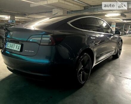 Серый Тесла Модель 3, объемом двигателя 0 л и пробегом 118 тыс. км за 19950 $, фото 5 на Automoto.ua