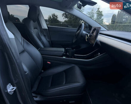 Сірий Тесла Модель 3, об'ємом двигуна 0 л та пробігом 79 тис. км за 21700 $, фото 13 на Automoto.ua