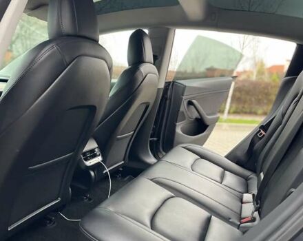 Сірий Тесла Модель 3, об'ємом двигуна 0 л та пробігом 83 тис. км за 19900 $, фото 27 на Automoto.ua