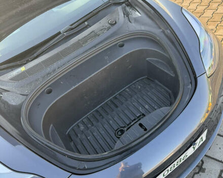 Серый Тесла Модель 3, объемом двигателя 0 л и пробегом 50 тыс. км за 24500 $, фото 25 на Automoto.ua