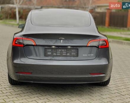Сірий Тесла Модель 3, об'ємом двигуна 0 л та пробігом 83 тис. км за 19900 $, фото 15 на Automoto.ua