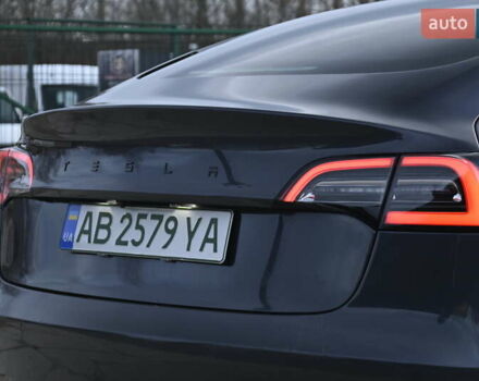 Серый Тесла Модель 3, объемом двигателя 0 л и пробегом 84 тыс. км за 22500 $, фото 17 на Automoto.ua