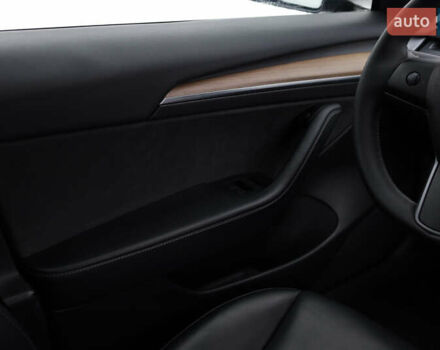 Сірий Тесла Модель 3, об'ємом двигуна 0 л та пробігом 98 тис. км за 23500 $, фото 69 на Automoto.ua