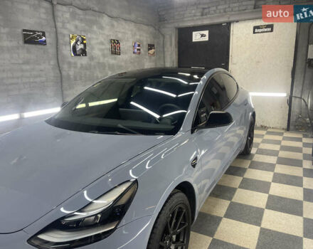 Сірий Тесла Модель 3, об'ємом двигуна 0 л та пробігом 65 тис. км за 20000 $, фото 2 на Automoto.ua