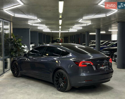 Серый Тесла Модель 3, объемом двигателя 0 л и пробегом 54 тыс. км за 24900 $, фото 9 на Automoto.ua