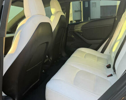 Серый Тесла Модель 3, объемом двигателя 0 л и пробегом 50 тыс. км за 24500 $, фото 14 на Automoto.ua