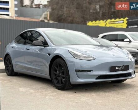 Серый Тесла Модель 3, объемом двигателя 0 л и пробегом 68 тыс. км за 19500 $, фото 2 на Automoto.ua