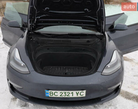 Сірий Тесла Модель 3, об'ємом двигуна 0 л та пробігом 98 тис. км за 23500 $, фото 94 на Automoto.ua