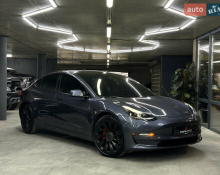 Серый Тесла Модель 3, объемом двигателя 0 л и пробегом 54 тыс. км за 24900 $, фото 1 на Automoto.ua