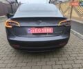 Серый Тесла Модель 3, объемом двигателя 0 л и пробегом 37 тыс. км за 20900 $, фото 6 на Automoto.ua