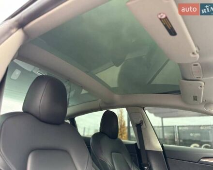 Серый Тесла Модель 3, объемом двигателя 0 л и пробегом 68 тыс. км за 19500 $, фото 26 на Automoto.ua