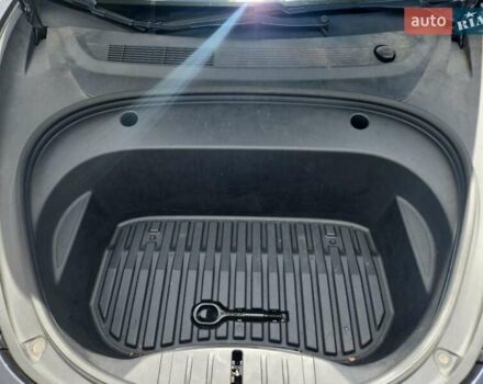 Сірий Тесла Модель 3, об'ємом двигуна 0 л та пробігом 83 тис. км за 6200 $, фото 10 на Automoto.ua