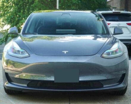 Тесла Модель 3 2021 у Львові на Automoto.ua Сірий Тесла Модель 3, об'ємом двигуна 0 л та пробігом 30 тис. км за 15000 $, фото 1 на Automoto.ua