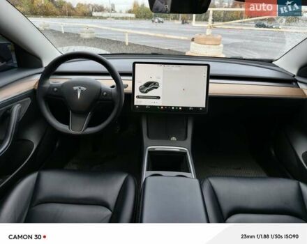 Серый Тесла Модель 3, объемом двигателя 0 л и пробегом 46 тыс. км за 18200 $, фото 12 на Automoto.ua
