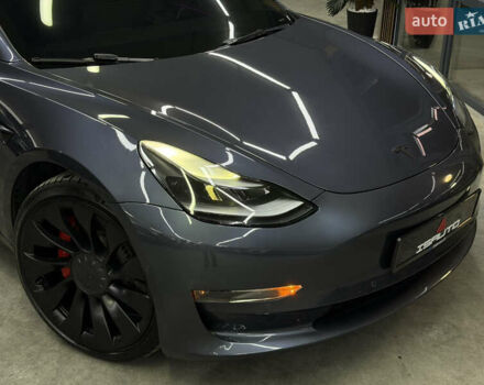 Серый Тесла Модель 3, объемом двигателя 0 л и пробегом 54 тыс. км за 24900 $, фото 2 на Automoto.ua