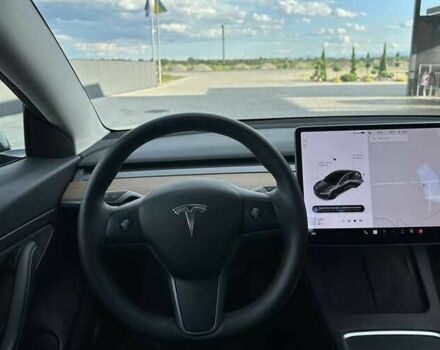Сірий Тесла Модель 3, об'ємом двигуна 0 л та пробігом 42 тис. км за 12900 $, фото 10 на Automoto.ua