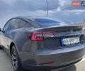 Серый Тесла Модель 3, объемом двигателя 0 л и пробегом 52 тыс. км за 28500 $, фото 6 на Automoto.ua