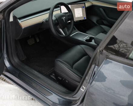 Сірий Тесла Модель 3, об'ємом двигуна 0 л та пробігом 98 тис. км за 23500 $, фото 78 на Automoto.ua