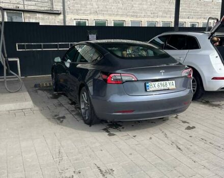 Сірий Тесла Модель 3, об'ємом двигуна 0 л та пробігом 71 тис. км за 18000 $, фото 4 на Automoto.ua