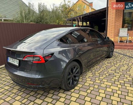 Сірий Тесла Модель 3, об'ємом двигуна 0 л та пробігом 55 тис. км за 23300 $, фото 5 на Automoto.ua