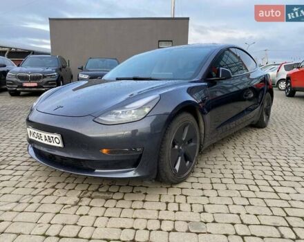 Сірий Тесла Модель 3, об'ємом двигуна 0 л та пробігом 82 тис. км за 22800 $, фото 2 на Automoto.ua