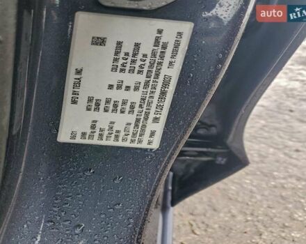 Сірий Тесла Модель 3, об'ємом двигуна 0 л та пробігом 120 тис. км за 6900 $, фото 11 на Automoto.ua
