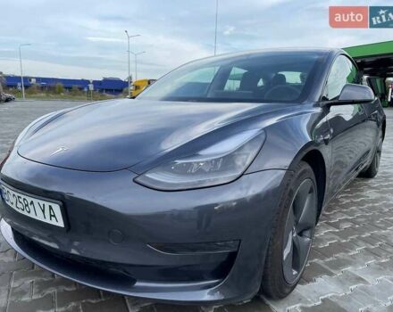 Сірий Тесла Модель 3, об'ємом двигуна 0 л та пробігом 51 тис. км за 20500 $, фото 4 на Automoto.ua
