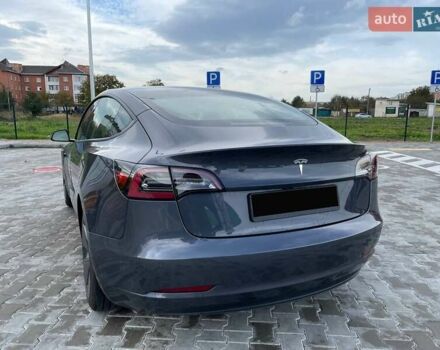 Сірий Тесла Модель 3, об'ємом двигуна 0 л та пробігом 51 тис. км за 20500 $, фото 12 на Automoto.ua