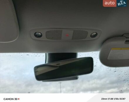 Серый Тесла Модель 3, объемом двигателя 0 л и пробегом 46 тыс. км за 18200 $, фото 10 на Automoto.ua