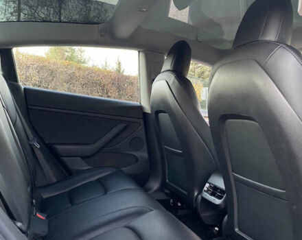 Сірий Тесла Модель 3, об'ємом двигуна 0 л та пробігом 98 тис. км за 19500 $, фото 38 на Automoto.ua