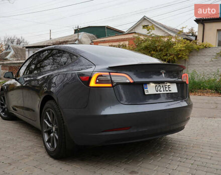 Сірий Тесла Модель 3, об'ємом двигуна 0 л та пробігом 100 тис. км за 20500 $, фото 5 на Automoto.ua