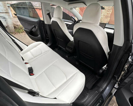 Серый Тесла Модель 3, объемом двигателя 0 л и пробегом 36 тыс. км за 25800 $, фото 12 на Automoto.ua