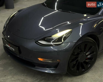 Серый Тесла Модель 3, объемом двигателя 0 л и пробегом 54 тыс. км за 24900 $, фото 7 на Automoto.ua