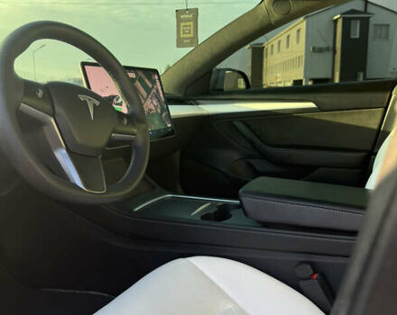 Серый Тесла Модель 3, объемом двигателя 0 л и пробегом 50 тыс. км за 24500 $, фото 20 на Automoto.ua