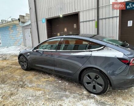 Серый Тесла Модель 3, объемом двигателя 0 л и пробегом 37 тыс. км за 17500 $, фото 4 на Automoto.ua