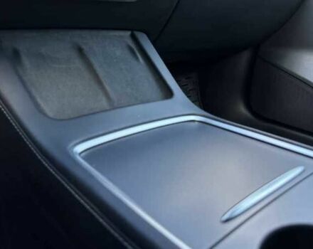 Сірий Тесла Модель 3, об'ємом двигуна 0 л та пробігом 42 тис. км за 12900 $, фото 12 на Automoto.ua