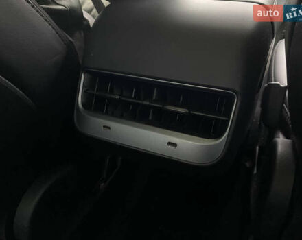 Сірий Тесла Модель 3, об'ємом двигуна 0 л та пробігом 151 тис. км за 14600 $, фото 31 на Automoto.ua