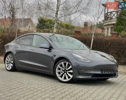 Сірий Тесла Модель 3, об'ємом двигуна 0 л та пробігом 83 тис. км за 19900 $, фото 11 на Automoto.ua