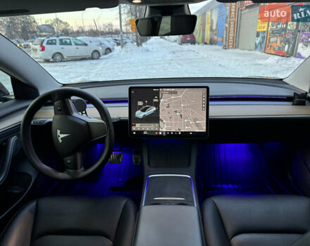 Серый Тесла Модель 3, объемом двигателя 0 л и пробегом 59 тыс. км за 23500 $, фото 14 на Automoto.ua