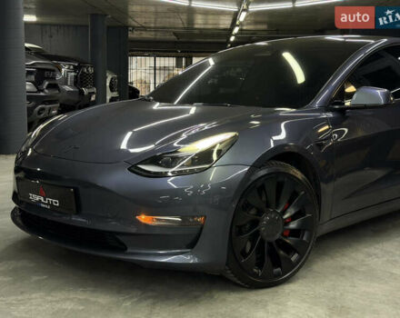 Серый Тесла Модель 3, объемом двигателя 0 л и пробегом 54 тыс. км за 24900 $, фото 8 на Automoto.ua