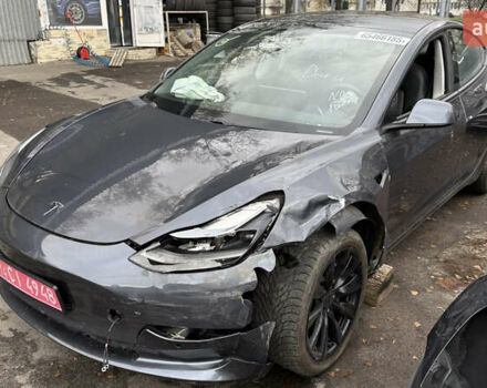 Сірий Тесла Модель 3, об'ємом двигуна 0 л та пробігом 57 тис. км за 13900 $, фото 3 на Automoto.ua