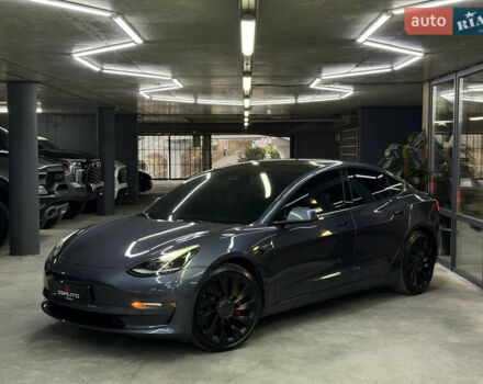 Серый Тесла Модель 3, объемом двигателя 0 л и пробегом 54 тыс. км за 24900 $, фото 5 на Automoto.ua