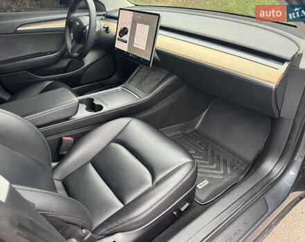 Сірий Тесла Модель 3, об'ємом двигуна 0 л та пробігом 203 тис. км за 17000 $, фото 9 на Automoto.ua