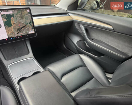 Сірий Тесла Модель 3, об'ємом двигуна 0 л та пробігом 55 тис. км за 23300 $, фото 23 на Automoto.ua