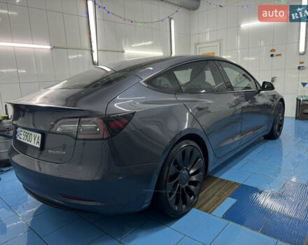 Серый Тесла Модель 3, объемом двигателя 0 л и пробегом 32 тыс. км за 25500 $, фото 2 на Automoto.ua