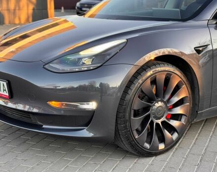 Серый Тесла Модель 3, объемом двигателя 0 л и пробегом 42 тыс. км за 21500 $, фото 9 на Automoto.ua