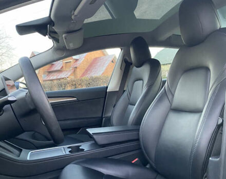 Сірий Тесла Модель 3, об'ємом двигуна 0 л та пробігом 98 тис. км за 19500 $, фото 25 на Automoto.ua