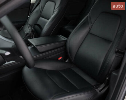 Сірий Тесла Модель 3, об'ємом двигуна 0 л та пробігом 98 тис. км за 23500 $, фото 81 на Automoto.ua