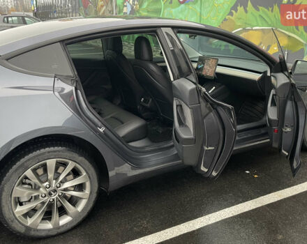 Сірий Тесла Модель 3, об'ємом двигуна 0 л та пробігом 47 тис. км за 29500 $, фото 7 на Automoto.ua